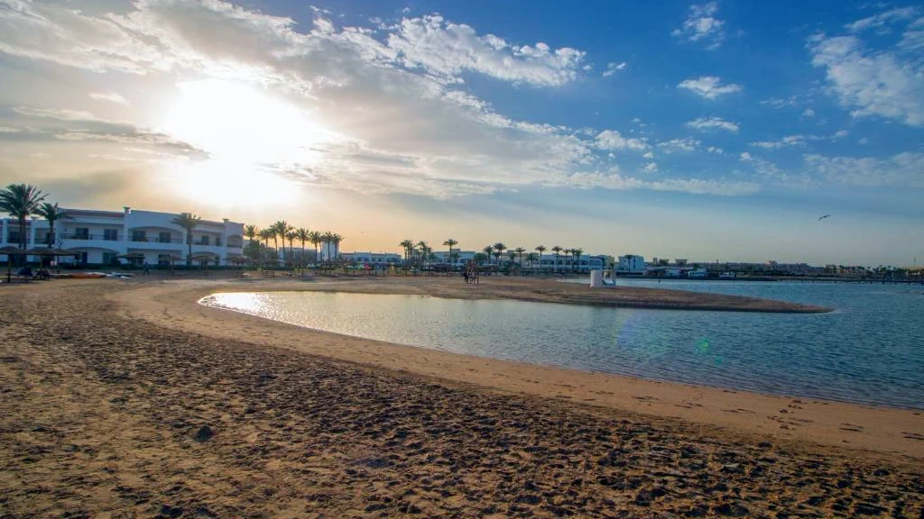 الفندق جراند سيز ريزورت & أكوا بارك - الغردقة